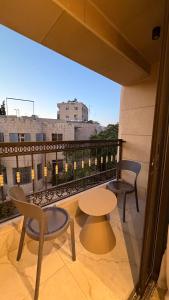 311 tara-JRE Jabal Al Lweibdeh with stunning view