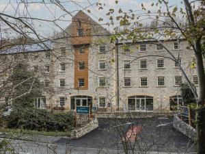 Rock Mill - Stunning 1-Bed Apartment