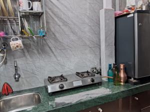 Beta Business men AC homestay near Airport & BKC