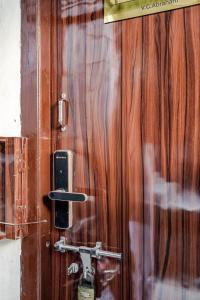 Gamma Business men AC homestay near Airport & BKC