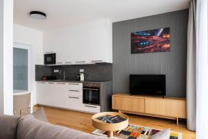 Nusle Brewery Design Apartment with Balcony