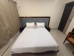 3bhk near IIT Powai - Star homes