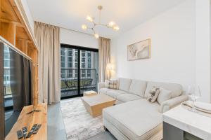 Escape24 Elegant 1BR at Sobha Crest with Community Views