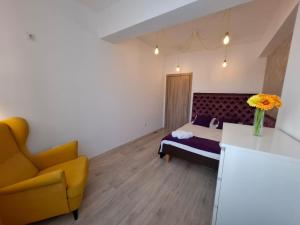 Spacious 2-Bedroom Apartment with Balcony