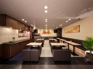 Shinsaibashi-Higashi Crystal Hotel - Vacation STAY 05371v
