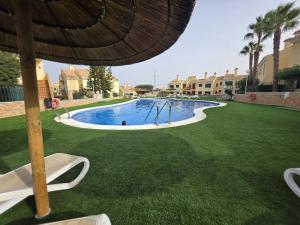 Bright&spacious flat w pool, near La Zenia & Beach