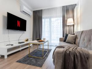 Urban Chic - Stylish and Cozy - Mennica Residence