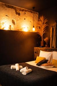 Suite premium Dark, Jacuzzi & Cinéma