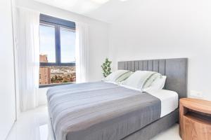 Luxury 3-bdr apartment Benidorm Beach Residence