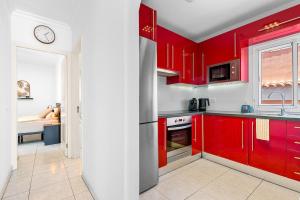 Spacious 3BR with Big Terrace