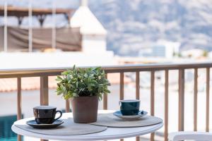 Spacious 3BR with Big Terrace