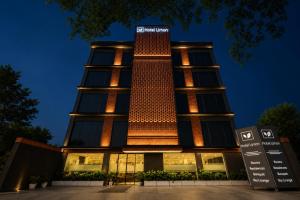 Hotel Limon & Banquet Sector 29, Gurgaon