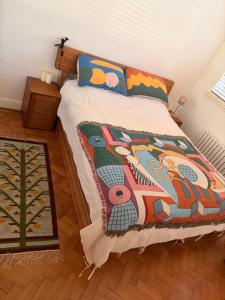 Mid-century flat in Camden