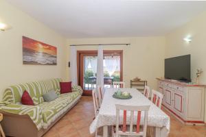 Villa Luna con piscina condivisa