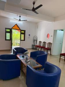 Curlies guest house
