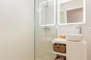 Seaview Apartment, Campello