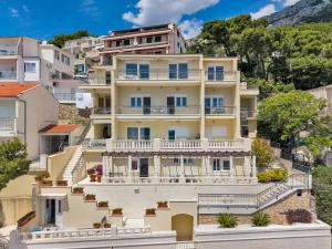 Villa King Apartments
