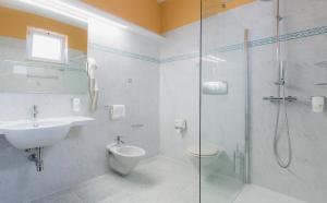 Double Room with Balcony and Sea View