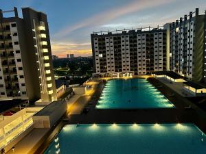 Sunset View - Klebang Melaka - PS5 Gaming - Netflix - Pool - 3BR - 10Pax