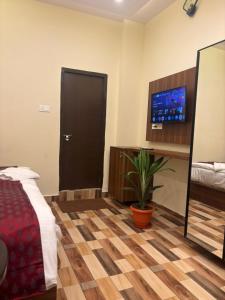 Hotel Gokulam Grand