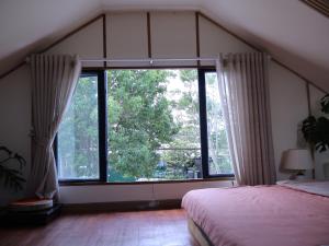 Biệt thự 4 phòng ngủ view đồi thông