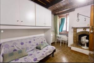 S269 - Sirolo, monolocale in centro storico