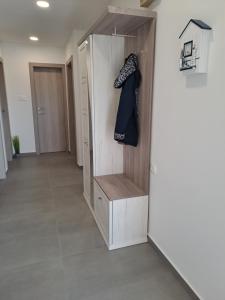 Sky floor
