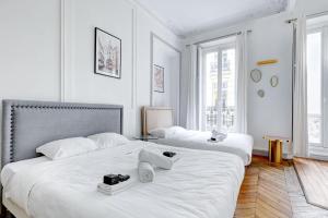 Luxueux appartement Parisien Avenue des Champs-Elysees