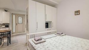 Paravento Lux Studio by Corfuescapes