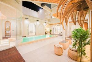 5BR luxury Mediterranean style villa in kuta