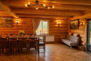 Derevo House
