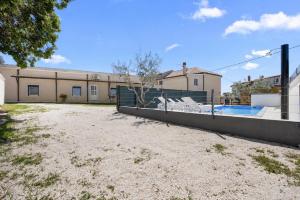 Villa Emma in Pula, Istria - by Istrabook