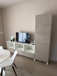 Brezza Apartments