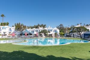 Flor del Almendro Bungalow by Homestaygrancanaria