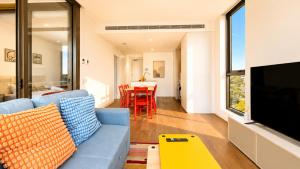 Stylish Apartment Near Macquarie Uni & Metro
