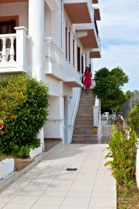 Galatas studio 3, ideal for solo travellers, 750m from the beach