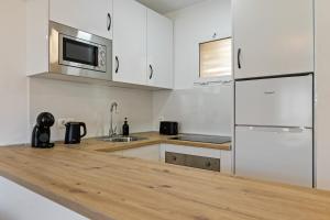 Vistamarina 209B By IVI Real Estate