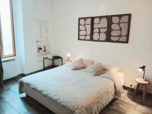 Loft lumineux hypercentre Auxerre Smart TV