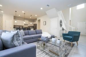 Amazing Resort Home with Private Pool and BBQ 2470
