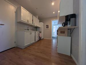 House. 80m2, near Lake, with car charge.
