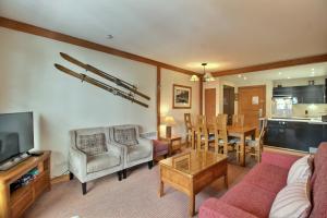 Arc 1950, Appartement 3 chambres Duplex 8 pers, Vue Montagne, Sauna, Hammam, Jacuzzi, Piscine extérieure chauffée