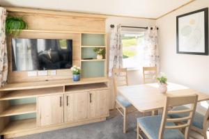 Clifftop Caravan Retreat Exceptional Sea Views Beer Devon
