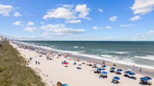 Oceanfront 1BR Beach Cove Resort Sleeps 4