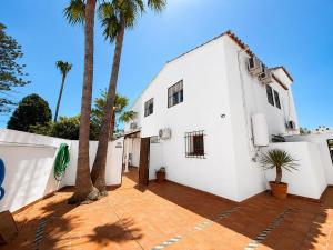 Nerja Paradise Rentals - Villa Los Leones