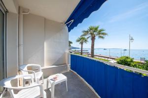 2-Br Seafront Apartment in Cannes