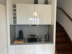Maisonnette les Marines dHelios T2 cabine
