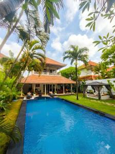 Walk to Beach Private Pool Villa Viona 5