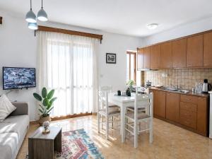 Vangert Apartment