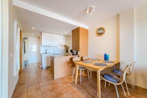 Paraiso Ocean View Beautiful Apartment