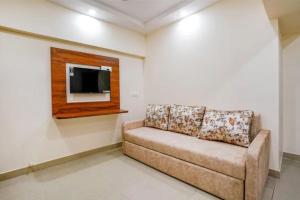 FabHotel Saineel